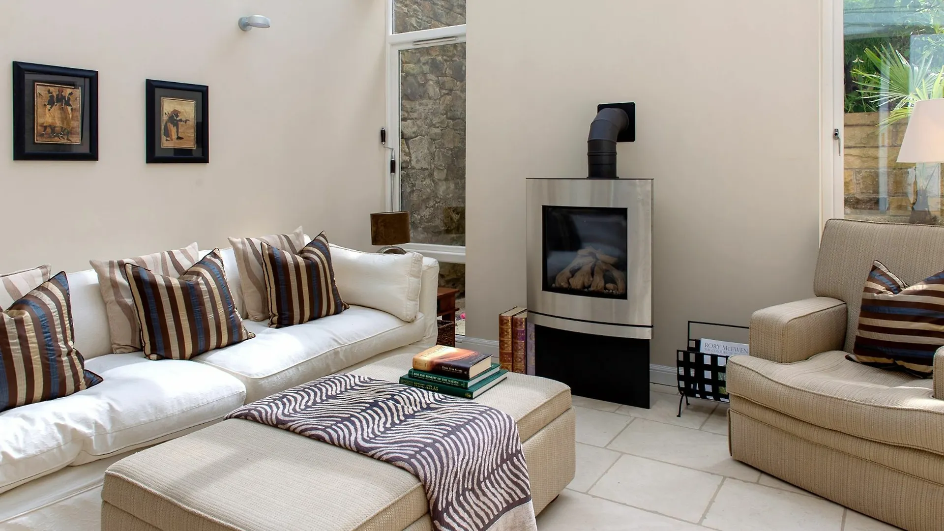 Deluxe Edinburgh Retreat Apartment